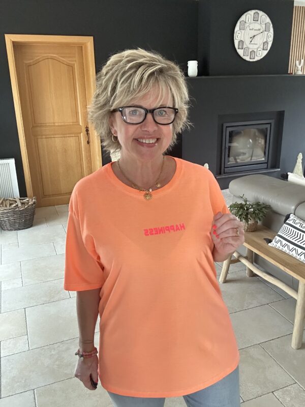 T-shirt HAPPINESS - Image 4