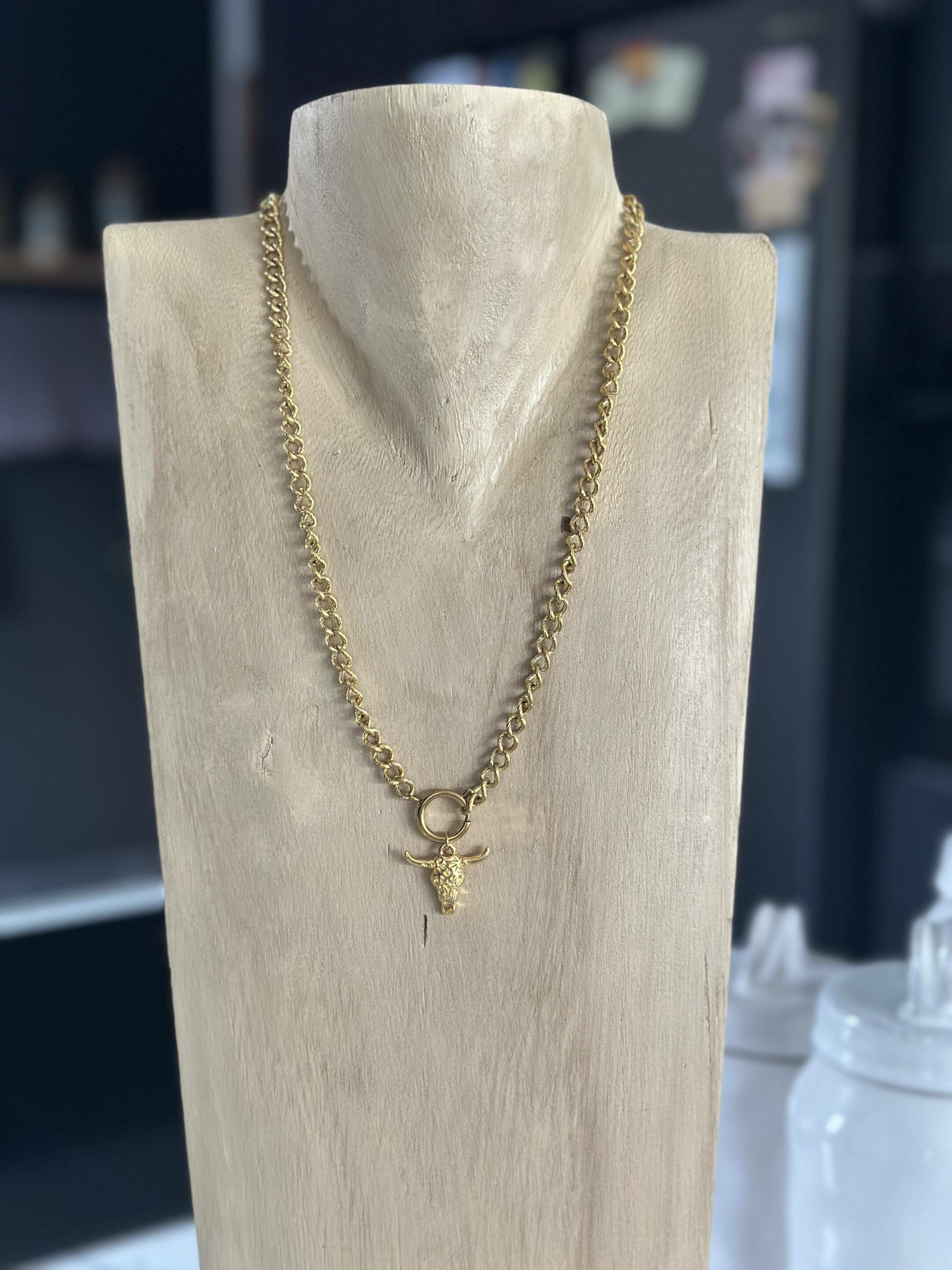 Collier by Val - RANCH