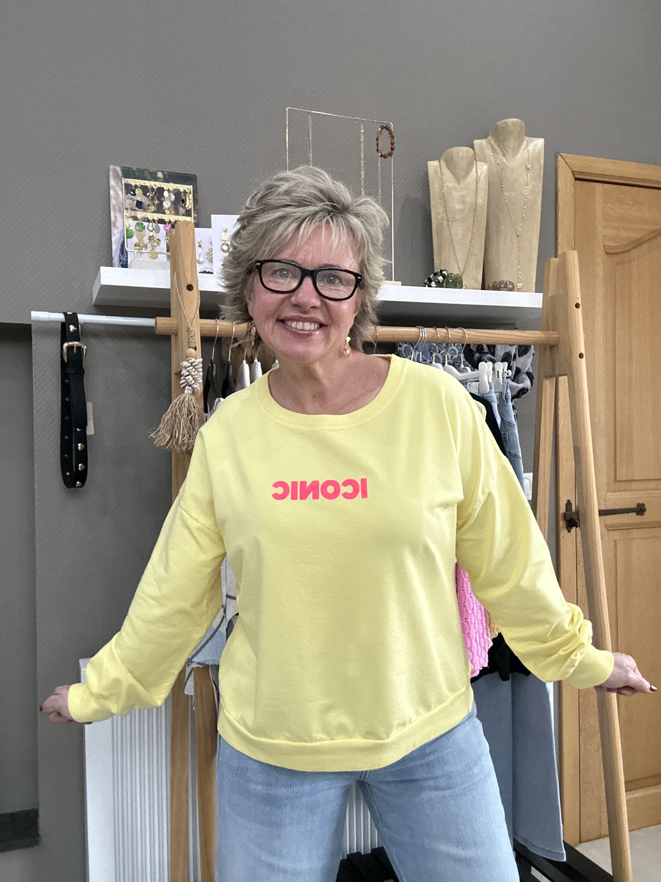 Sweat ICONIC version printanière – Image 2