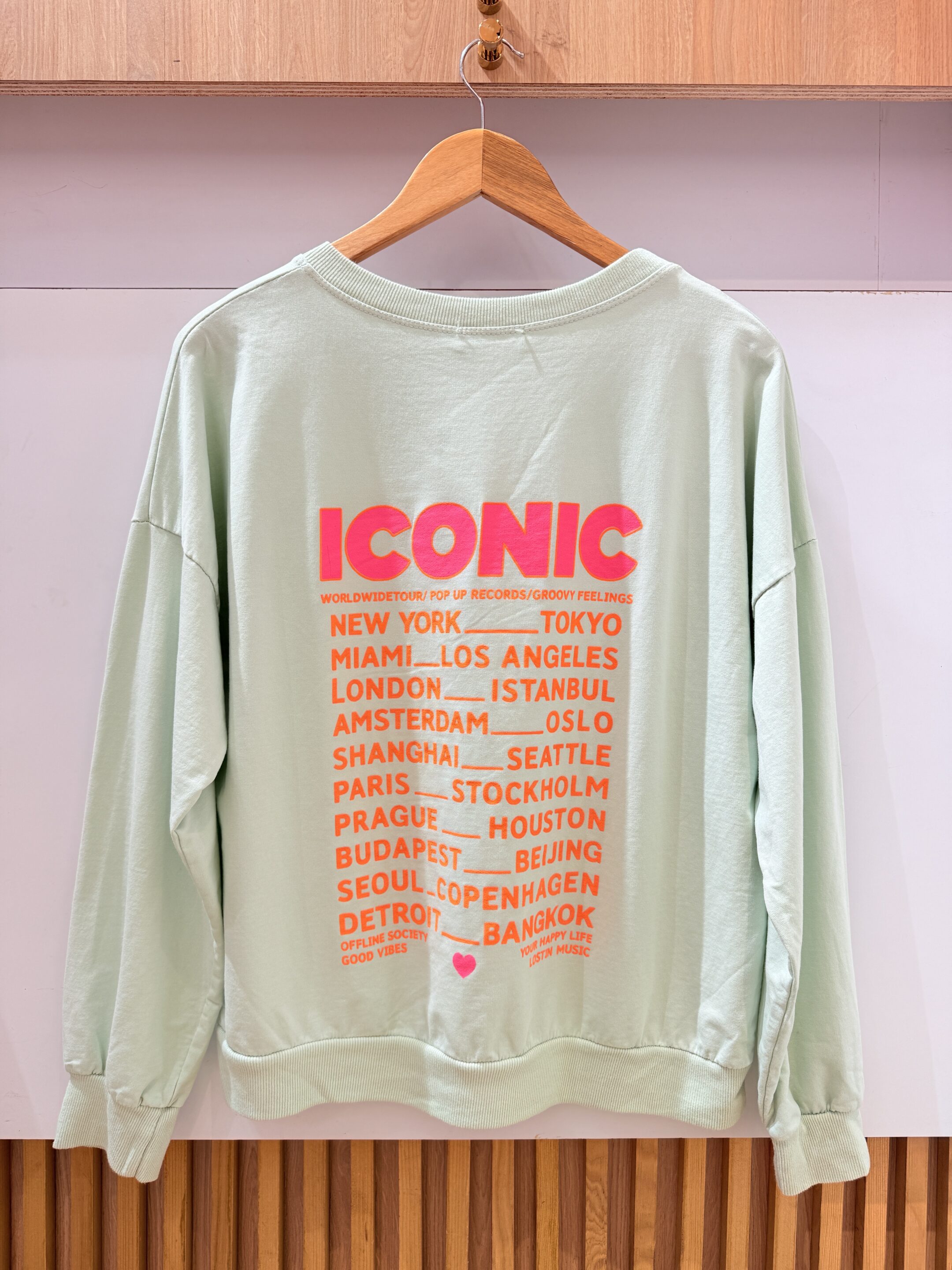 Sweat ICONIC version printanière – Image 5
