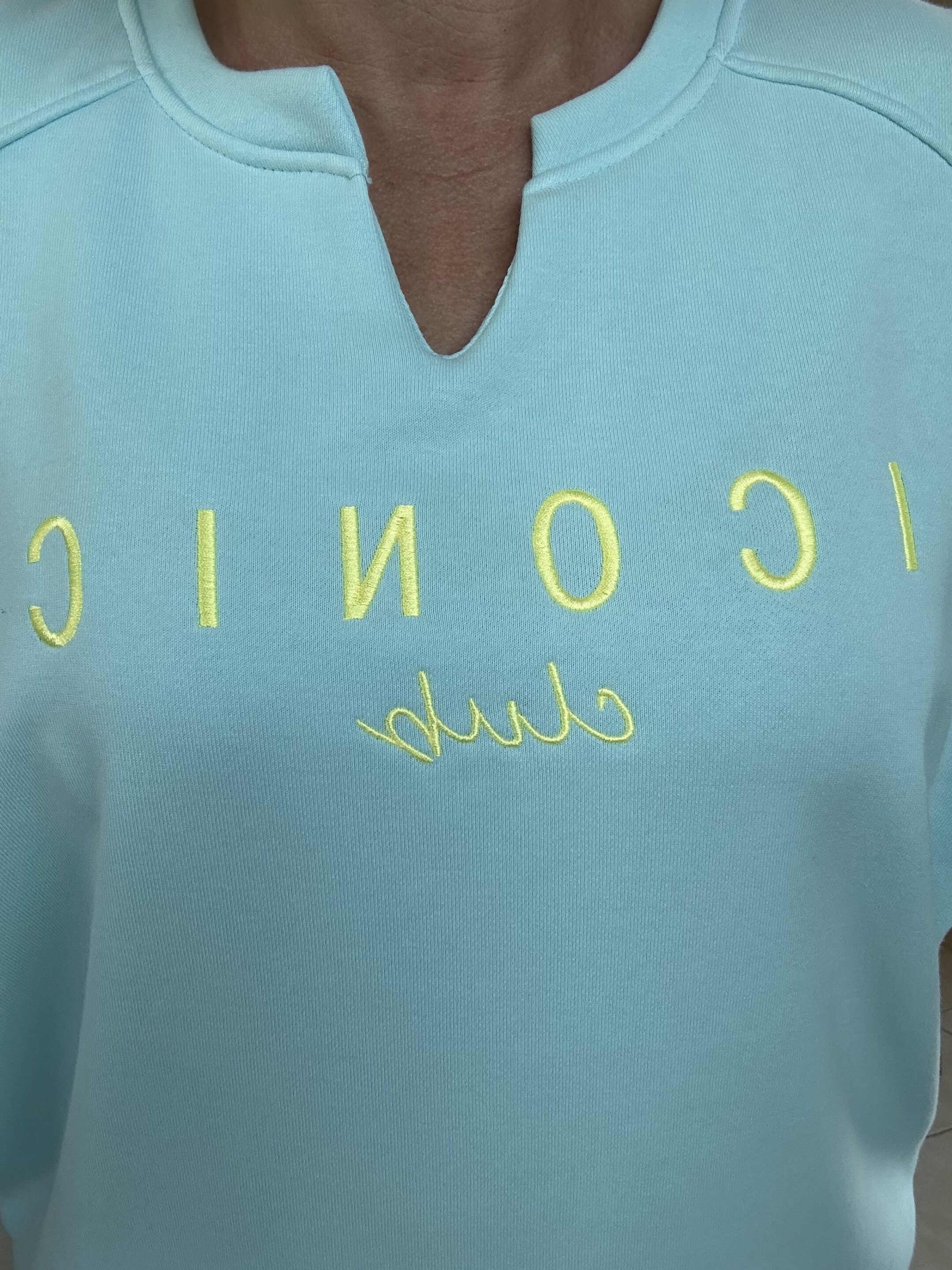 Sweat ICONIC col goutte – Image 10